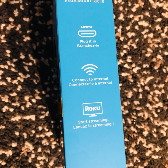 Roku Express HD w Roku streaming player,Remote,HDMI cable & more - Picture 5 of 6